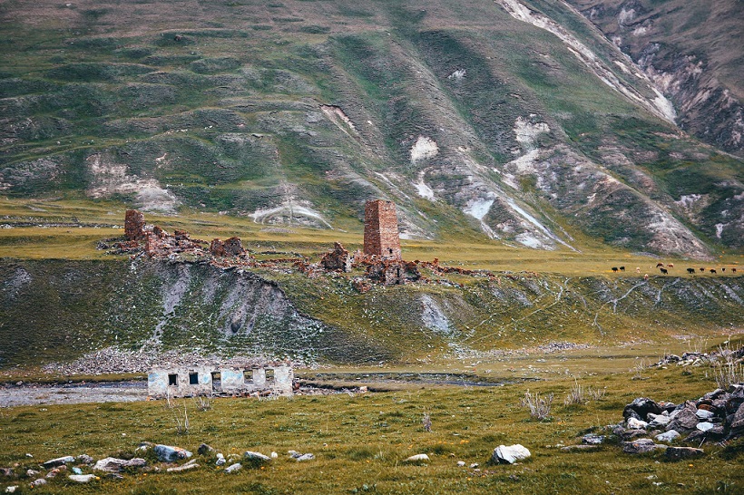 Kazbegi hiking